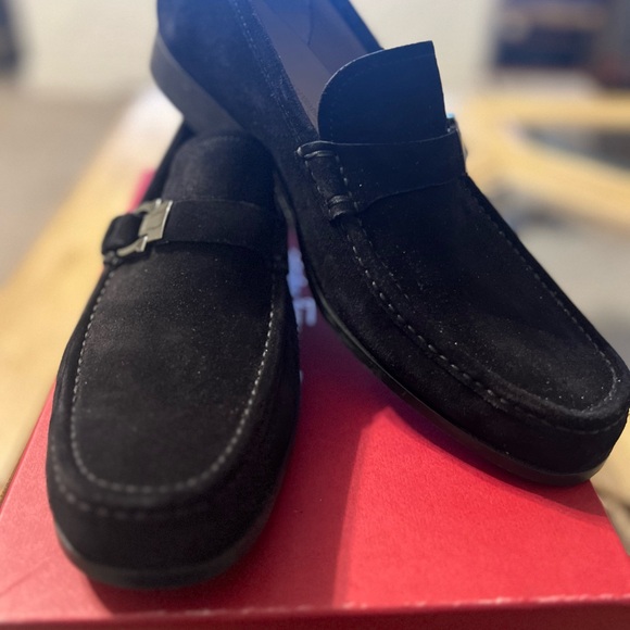 Like New Salvatore Ferragamo “ADAM” Nero Buc Suede Black Loafers Men 9 EE - Picture 1 of 12